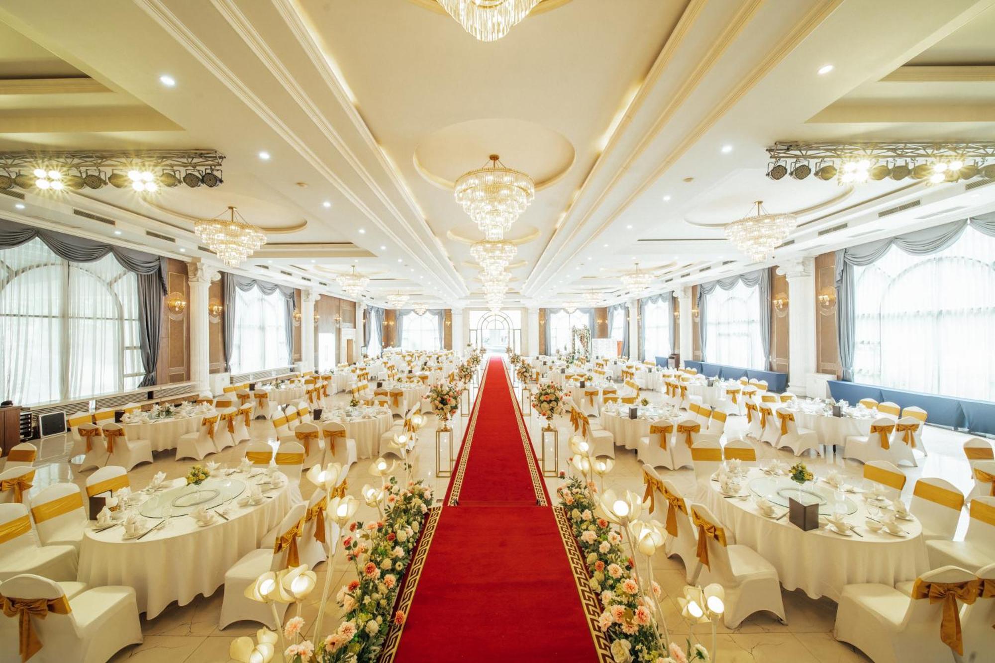 Muong Thanh Grand Hanoi Hotel Bagian luar foto