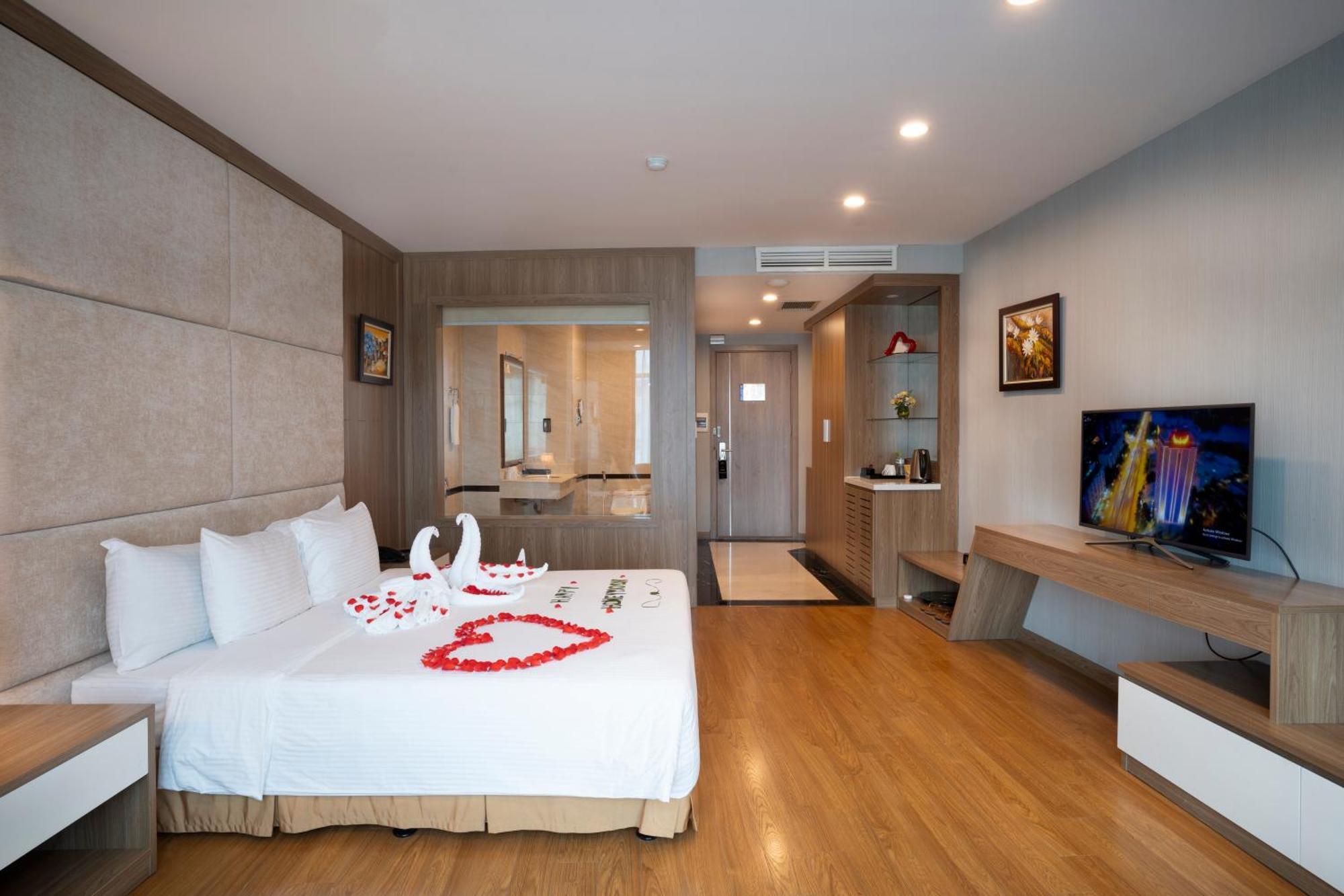 Muong Thanh Grand Hanoi Hotel Bagian luar foto