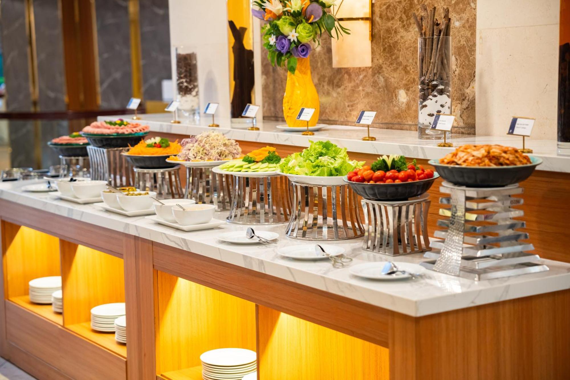 Muong Thanh Grand Hanoi Hotel Bagian luar foto