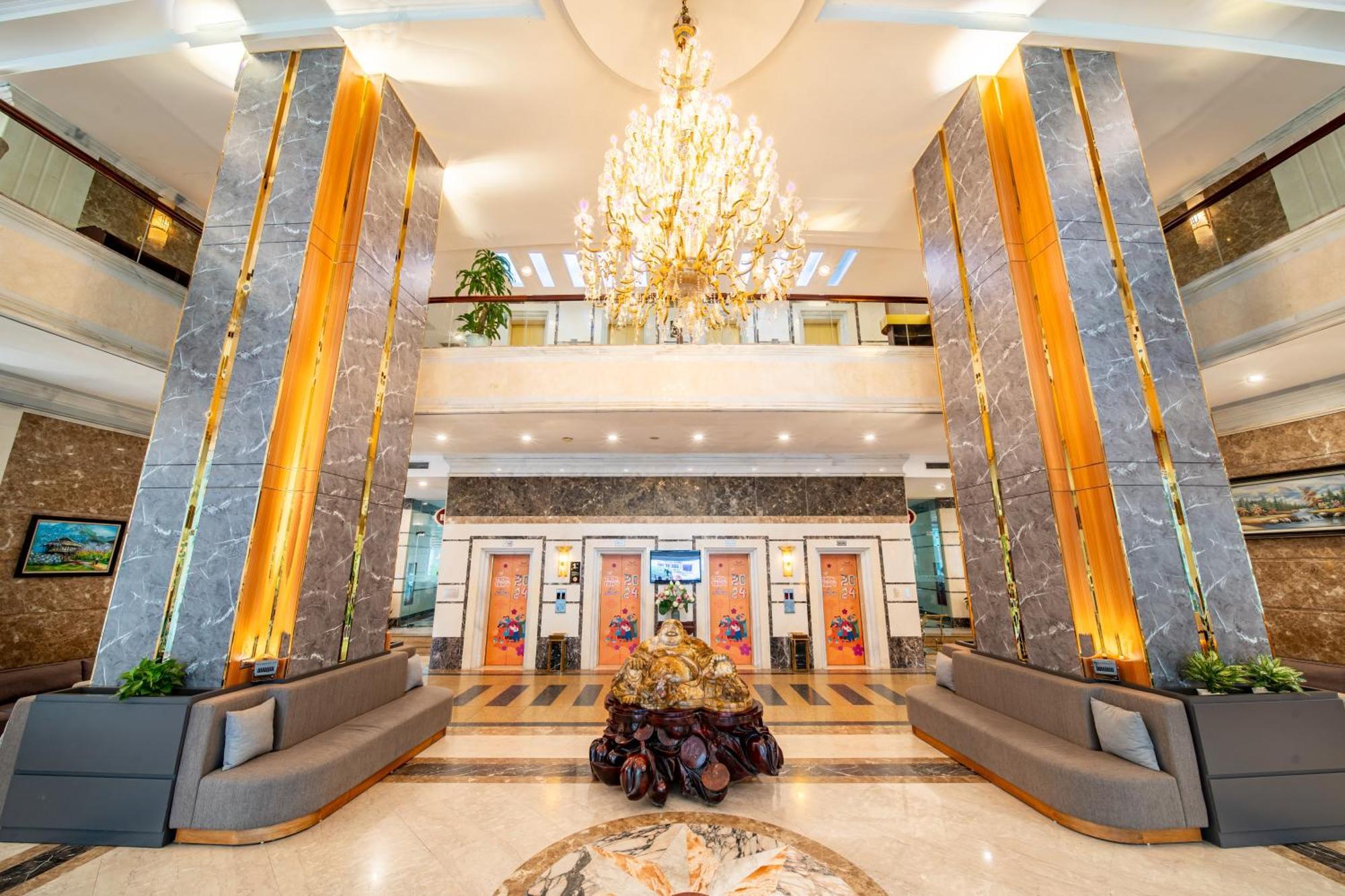 Muong Thanh Grand Hanoi Hotel Bagian luar foto