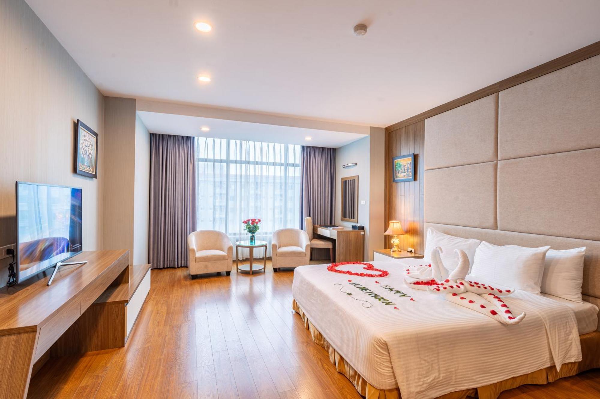 Muong Thanh Grand Hanoi Hotel Bagian luar foto