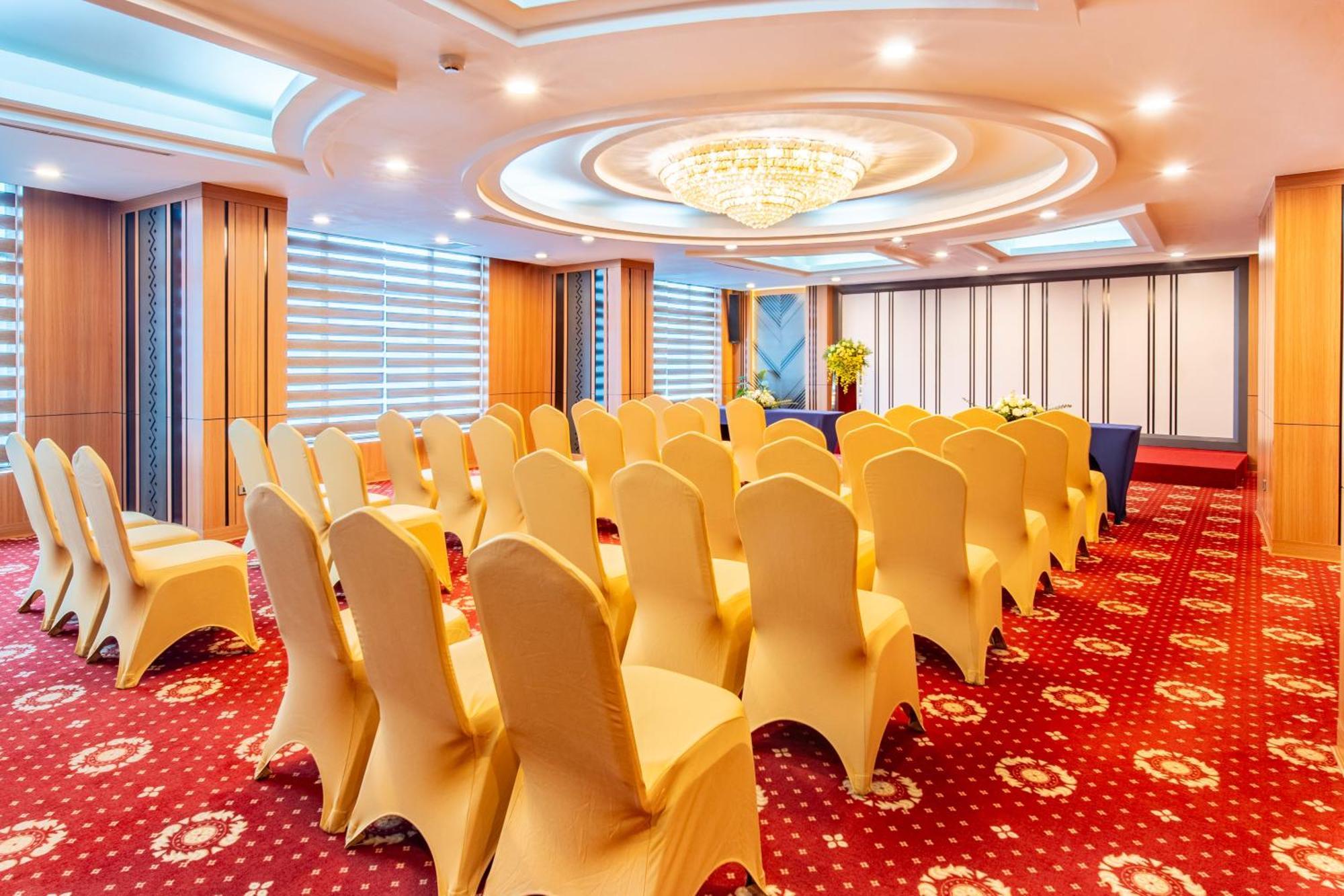 Muong Thanh Grand Hanoi Hotel Bagian luar foto