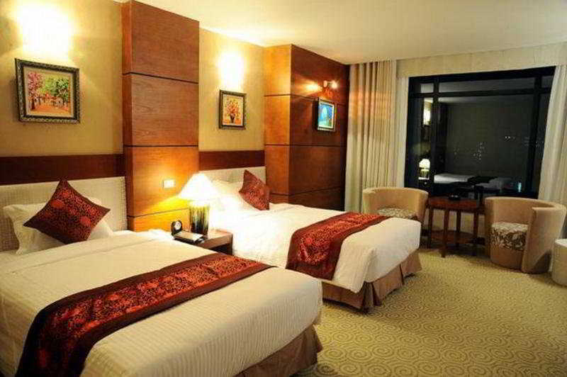 Muong Thanh Grand Hanoi Hotel Bagian luar foto